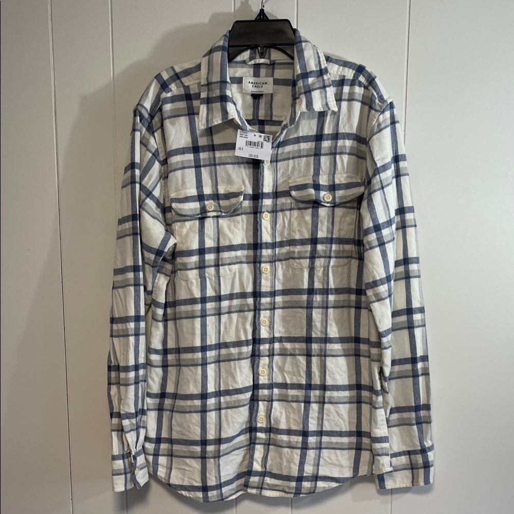 American Eagle White and Blue Plaid Flannel Shirt new size small
